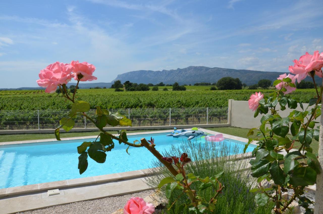 Апартаменты Vue Sainte Victoire, Proche Aix-En-Provence Pourrieres Экстерьер фото